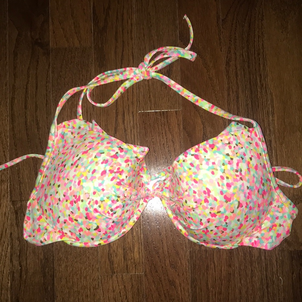 Bikini top